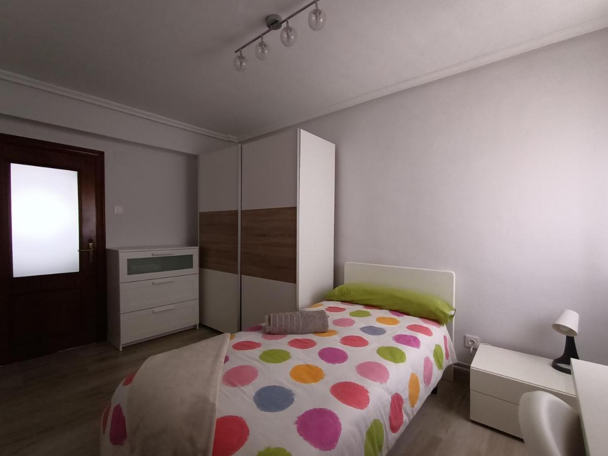 Piso San Roque 3 Hab Cerca Del Centro Y Universidad Apartment Santander Exterior photo